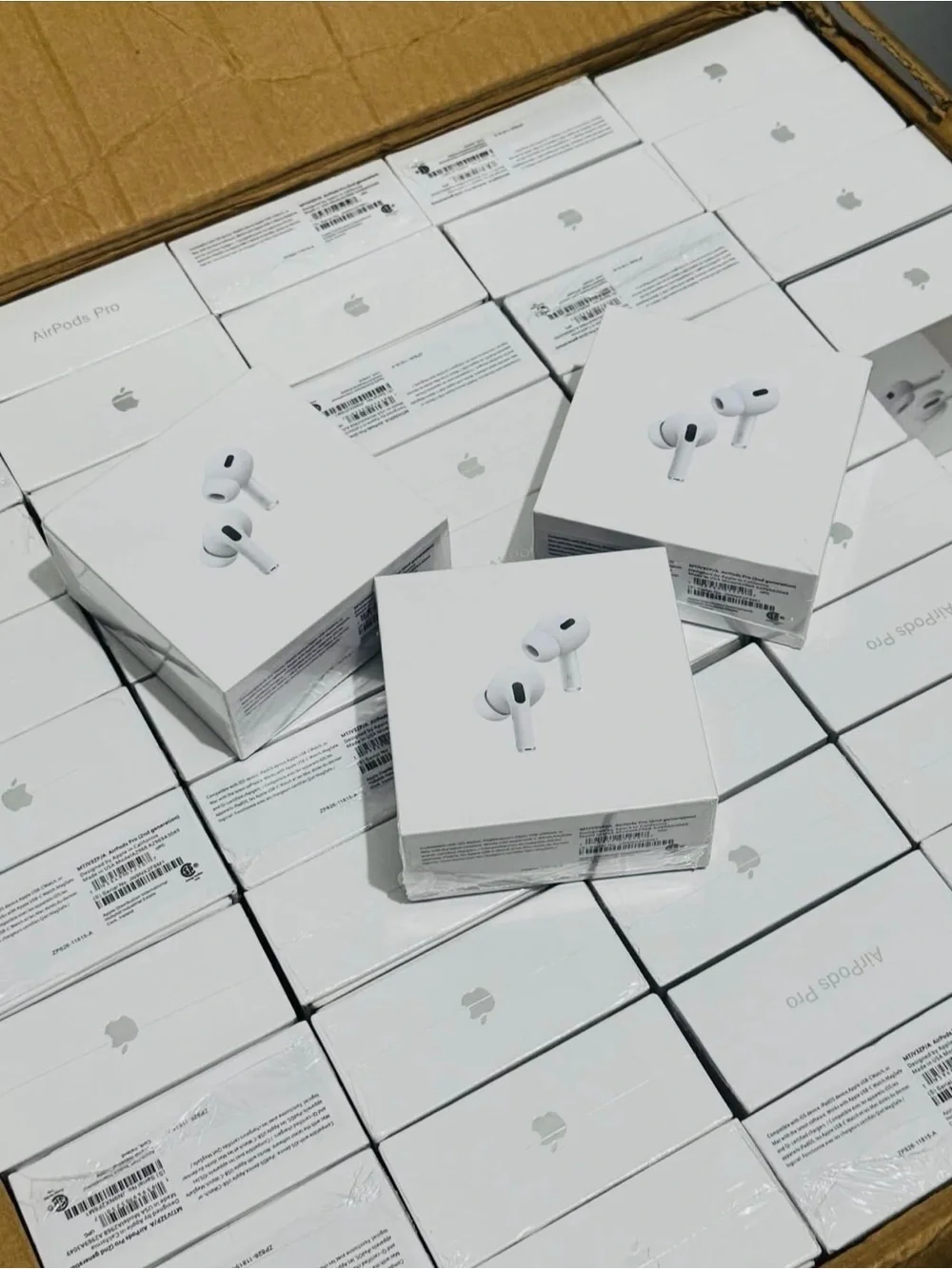 Apple AirPods Pro Wireless Earbuds in White with Charging Case